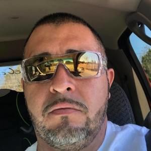 Meet your Posher, Horacio cortes